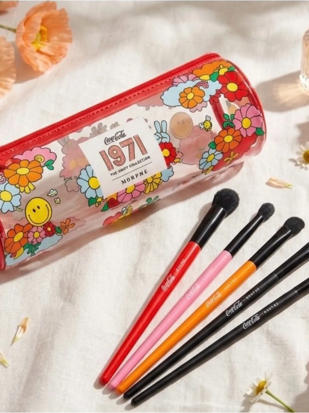 Morphe x Coca-Cola 1971 Sweep The Peace Eye Brush Set